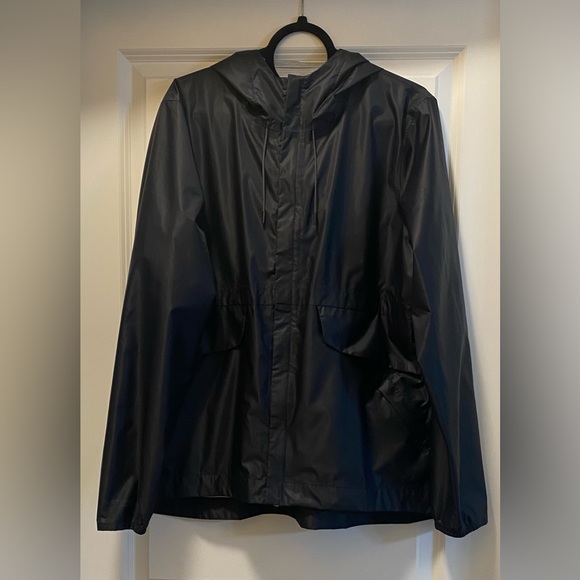 EUC UNDER ARMOUR STORM PROOF HOODED WINDBREAKER JACKET SIZE XL IN BLACK - Picture 8 of 8